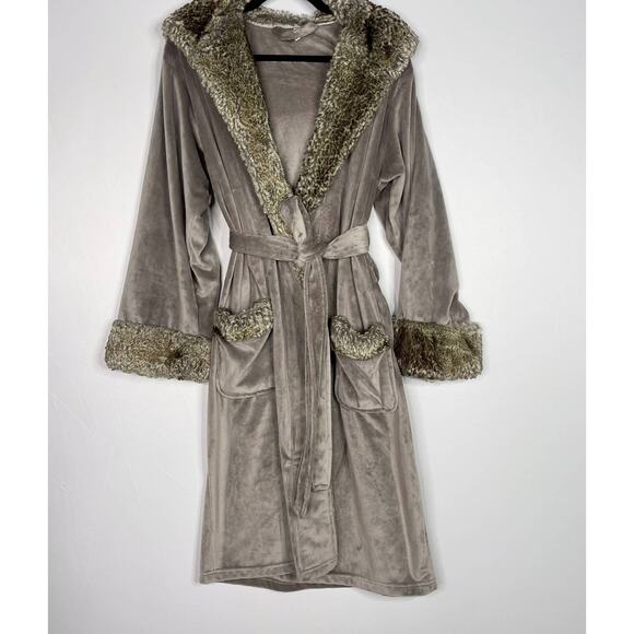 Pottery Barn Gray Caramel Small Faux Fur Robe Plush Tie Waist Hooded Cozy Lounge - Picture 1 of 10